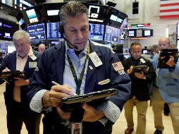 Las alzas del sector financiero fueron determinantes en esta sesión. AP/ARCHIVO