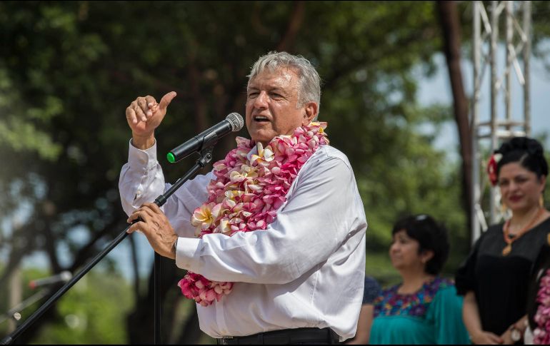 López Obrador aclaró que está en una etapa nueva de reconciliación y por eso se reúne con todos los gobernadores. SUN / ARCHIVO