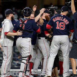 Boston amarra título de División