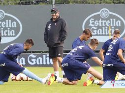 ''Mi sueño era estar aquí (…) Aquí firmé por la mitad de lo que ganaba allá. Eso no implica nada porque yo he venido por el reto deportivo'', explicó el ex técnico del Monterrey. ESPECIAL / rccelta.es