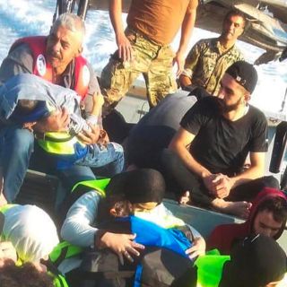 Barco de migrantes se hunde frente al Líbano