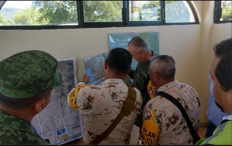 En sus redes sociales, Cienfuegos Zepeda compartió imágenes de sus tareas de supervisión. TWITTER/@S_Cienfuegos_Z