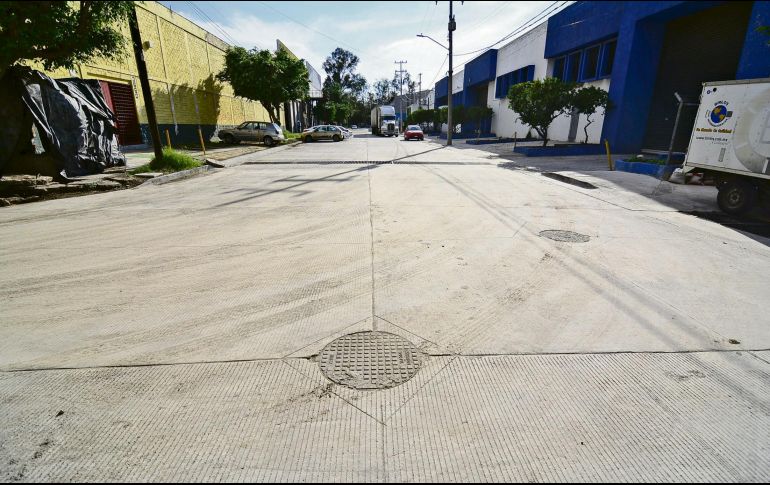No sólo cambió la vialidad, también se renovaron las redes de agua potable, drenaje, colectores, bocas de tormenta y se intervinieron las banquetas de la zona. ESPECIAL