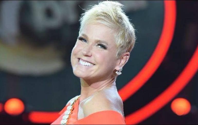 Xuxa habló en una entrevista sobre su familia, política, la reciente muerte de su madre y su época en la televisión. FACEBOOK / Xuxa