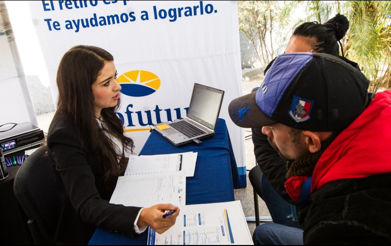Entre los nuevos ahorradores voluntarios destacan los jóvenes de entre 18 y 36 años. EL INFORMADOR/Archivo