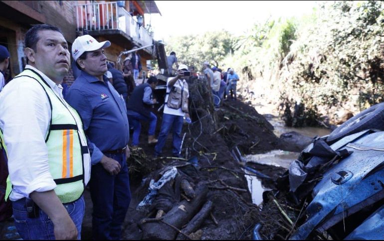 Aureoles recorrió cada uno de los puntos afectados, donde escuchó a detalle las solicitudes de decenas de familias. TWITTER / @Silvano_A