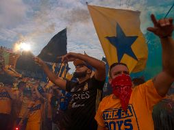 En uno de los países donde es común la violencia entre aficionados es en Argentina, donde lo ocurrido en Monterrey fue calificado como una feroz batalla y un clásico manchado de sangre. AFP / J. C. Aguilar