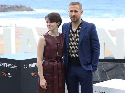 Ryan Gosling posó junto a a actriz Claire Foy en la 66 edición del Festival de Cine de San Sebastián. NTX / D. Del Río
