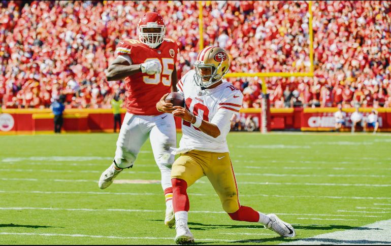 En esta escapada en el último cuarto ante los Chiefs, fue en la que Garoppolo se lastimó el ligamento anterior cruzado de la rodilla izquierda. AFP / P. Aiken