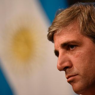 Renuncia titular del Banco Central de Argentina