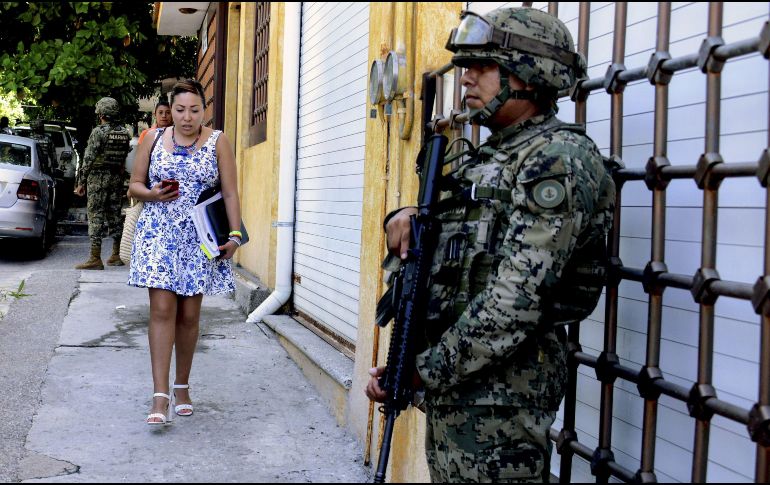 A través de una Alerta de Seguridad difundida por la Embajada de Estados Unidos en México, se pidió no viajar a Acapulco debido al nivel de violencia que se vive en la región. AFP/ F. Robles