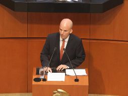 José Antonio González Anaya compareció ante el pleno del Senado en el marco de la glosa del Sexto Informe de Gobierno en materia de política económica. NOTIMEX/G. Durán