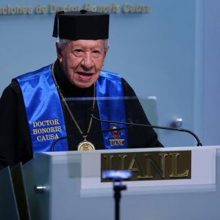 La UANL otorga un Honoris Causa a Ignacio López Tarso