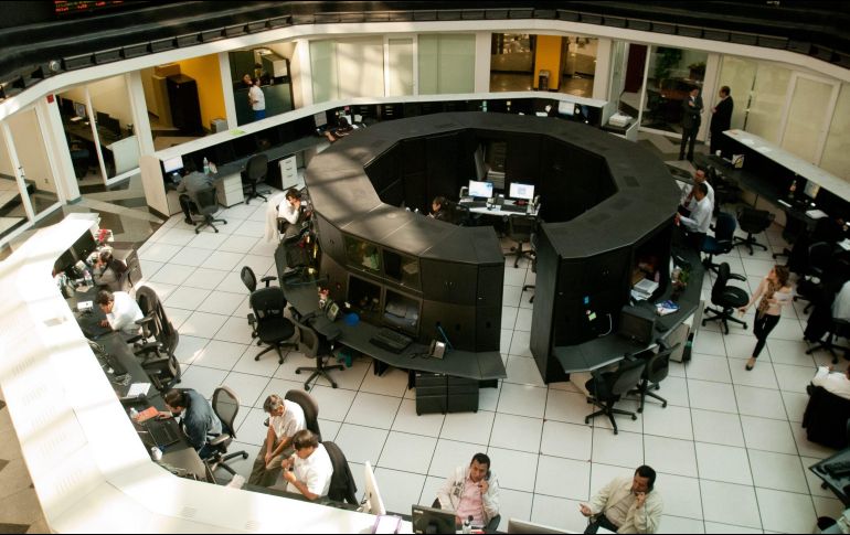 El mercado accionario terminó en línea con los índices de Estados Unidos. NTX/ARCHIVO