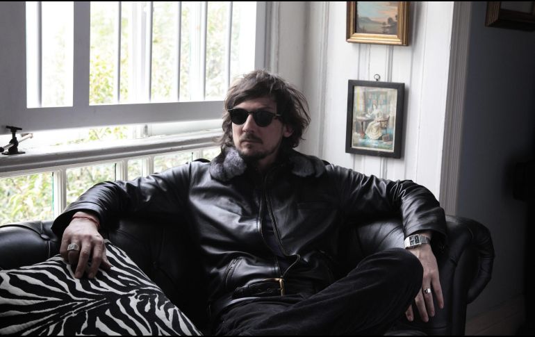 En Twitter, Larregui le pide a López Obrador que cumpla con las promesas que hizo en campaña, pues los mexicanos quieren ''comprobar su intolerancia a la injusticia y a la corrupción''. NTX / ARCHIVO