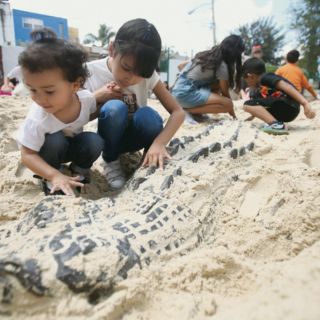 Entregan primera etapa de rescate de Villa Fantasía