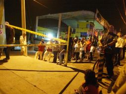 El Ministerio Público trabajó en el lugar durante la madrugada, en donde recopiló diversos indicios y ordenó el traslado de los cuerpos al Forense de Celaya. EL INFORMADOR / ARCHIVO