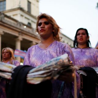 Transexuales marchan en Paraguay en defensa de sus derechos