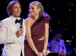 Paltrow y Falchuk comenzaron a salir en 2014 tras conocerse durante la filmación de la serie 