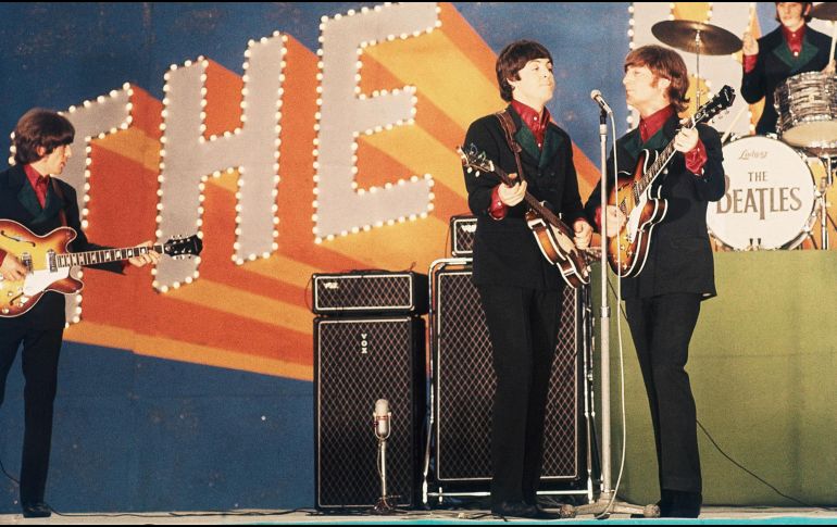 McCartney señaló que él y Lennon eran muy competitivos cuando estaban en The Beatles. AP / ARCHIVO