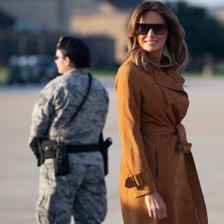 Melania Trump se abre su propio camino en gira por África