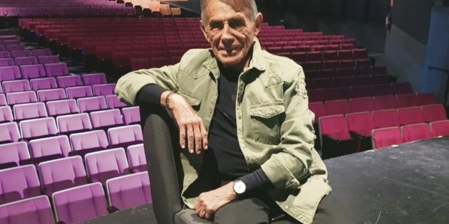 H&eacute;ctor Su&aacute;rez disfruta de la presidencia