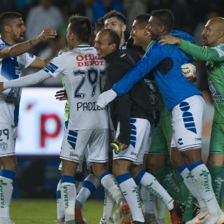 Pachuca elimina en penales a Tigres en Copa MX
