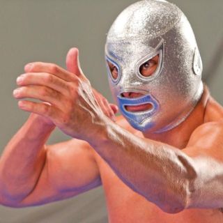 El espíritu de El Santo está presente en su nueva serie