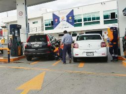 Con las nuevas marcas, los automovilistas de la metrópoli buscan que mejore el rendimiento de sus vehículos. EL INFORMADOR/A. García