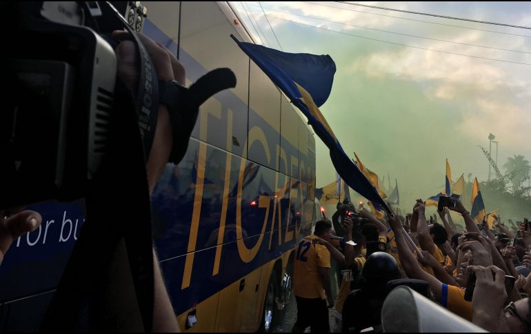 En la riña entre seguidores de Rayados y Tigres del pasado 23 de septiembre, resultó gravemente herido un aficionado. NTX / ARCHIVO