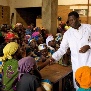 El Nobel no tendría sentido si no reconociera la lucha de la mujer: Denis Mukwege