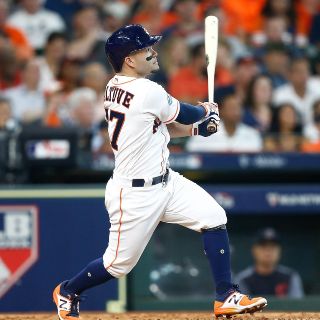 Los campeones Astros toman ventaja en la Serie Divisional