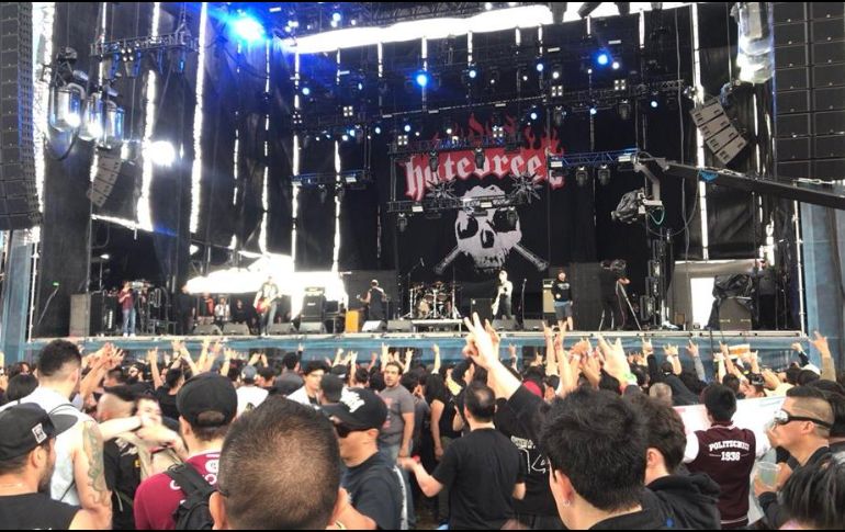 El festival de metal, punk y hardcore se realiza en el club de golf Teotihuacán, en el Estado de México. TWITTER@MonsterEnergyMx