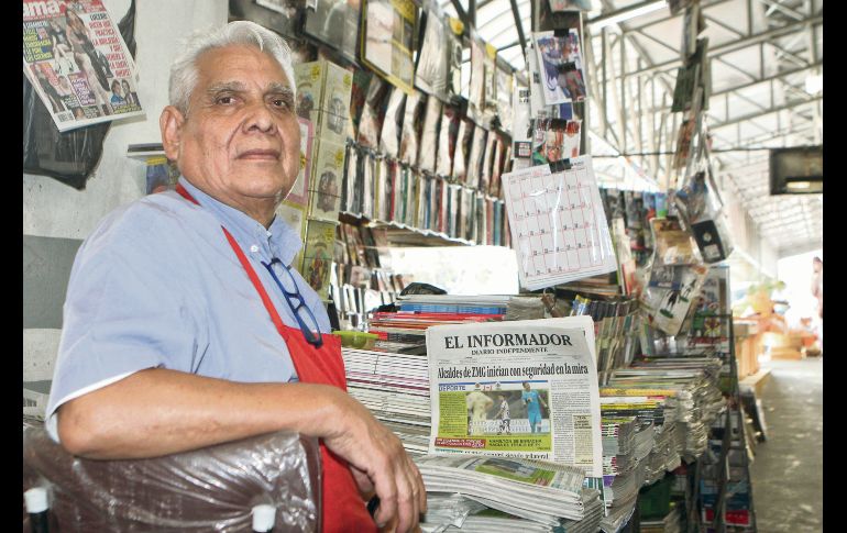 No hay mercado en la ciudad a cuyo alrededor no se halle instalado al menos un puesto de revistas en el que se ofrezca EL INFORMADOR. EL INFORMADOR / E. Barrera