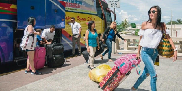 Venezolanos regresan a su patria