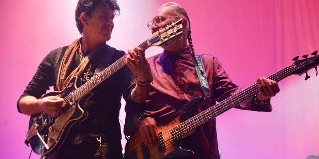 Caifanes complace a sus seguidores en el Palacio de los Deportes