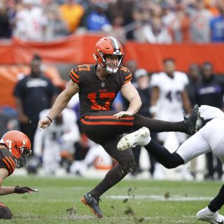 Los Browns superan a Ravens en la prórroga