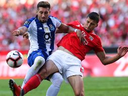 Herrera (I), capitán del Porto, disputó los 90 minutos del partido. EFE/M. A. Lopes