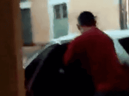 Ante los hechos, dirigentes de Morena dieron a conocer el video de la aprehensión de su consejera estatal indicando que se trató de un 