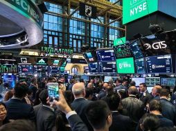 El NYSE Composite baja 36.26 puntos, al ubicarse en 12 mil 955.69 unidades. FACEBOOK / NYSE