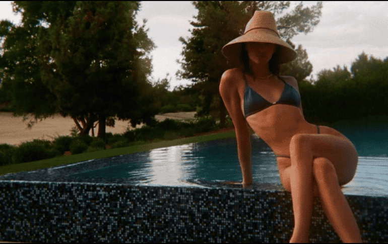 En una de las fotografías, Kendall menciona que la misión es encontrar la paz interior. INSTAGRAM / @kendalljenner