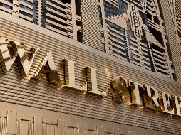 La jornada estuvo marcada por la reacción cautelosa de los inversores a la subida de tipos de interés y a la mejora de la rentabilidad de los bonos públicos. AP / ARCHIVO