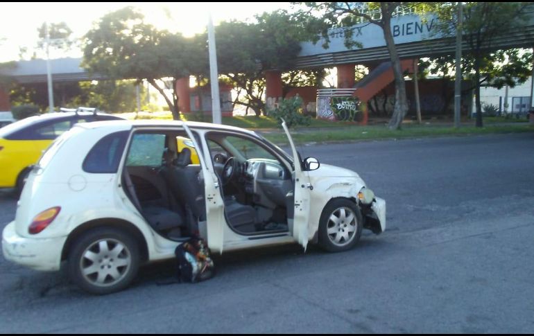 Los atacantes atacaron a la familia en el cruce de las avenidas Niños Héroes y González Gallo. ESPECIAL