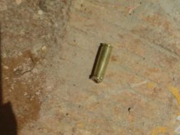 Al momento, se desconoce si se logró la captura de alguno de los tiradores o la causa de los vehículos calcinados. ESPECIAL/