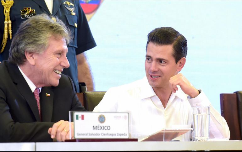 Peña Nieto destacó el papel de las Fuerzas Armadas para 