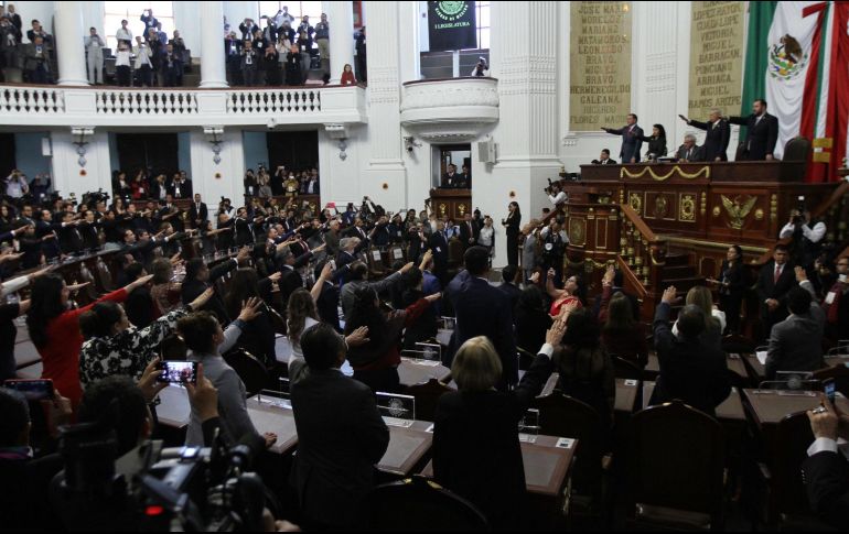 Aseguran que los 30 millones de pesos que se asignan para las salidas al extranjero pueden ocuparse para mejorar la productividad legislativa. NTX/ARCHIVO