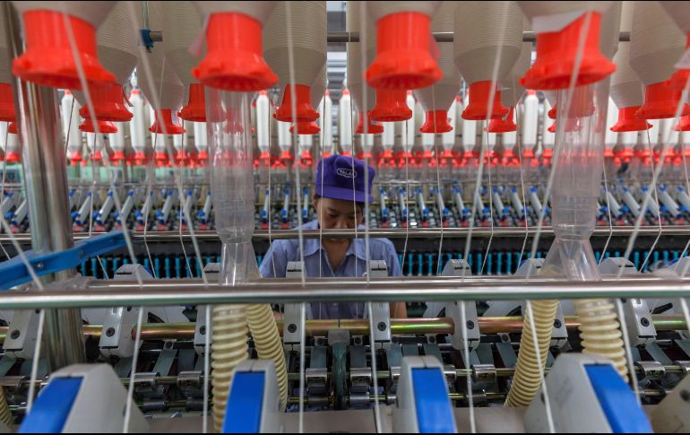 Antes con el TLCAN no importaba de dónde provenían los hilos, mientras la prenda terminada fuera diseñada y confeccionada en Norteamérica. EFE/Archivo