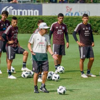 Aficionados muestran poco interés por amistoso del Tri ante Costa Rica