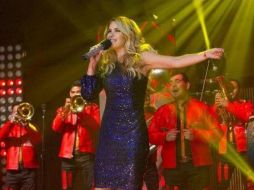 La cantante quiere compartir su más reciente álbum, “Más enamorada con banda”, con los tapatíos. FACEBOOK / LUCERO OFICIAL