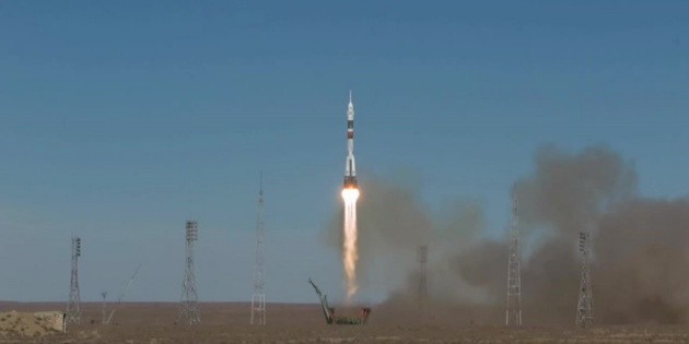 Falla lanzamiento de nave Soyuz